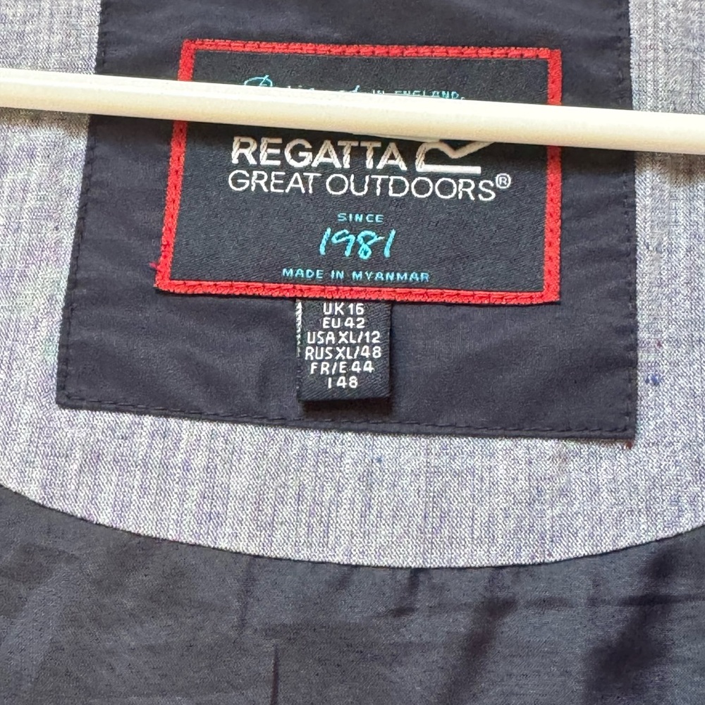 Regatta Great Outdoors blue Jacket
L-XL
Waterproof. Purchased in Spain